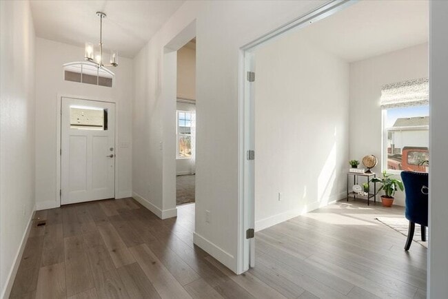 Building Photo - 6602 Enclave Vista Loop