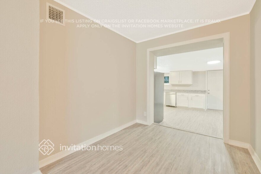 Building Photo - 5254 Shirley Ave