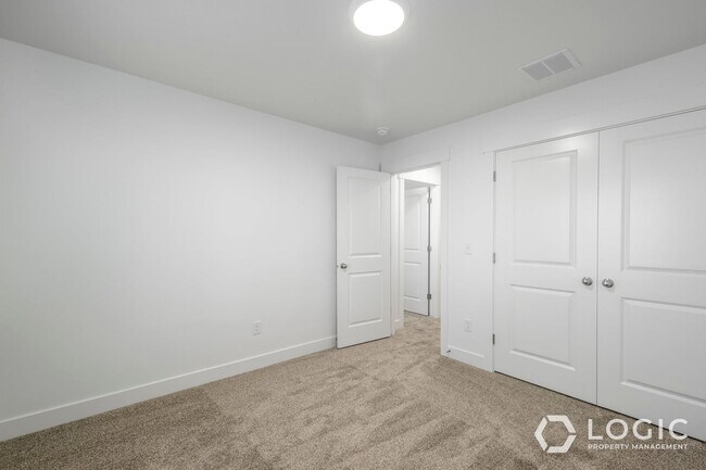 Building Photo - Brand New Townhome in Lehi Utah!