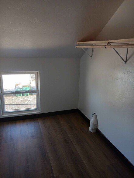 Building Photo - 1260 Day St