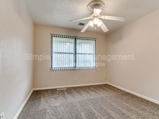 Building Photo - 2608 Greystone Ct