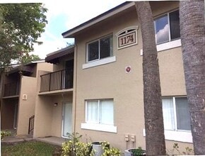 Building Photo - 1174 Lake Terry Dr