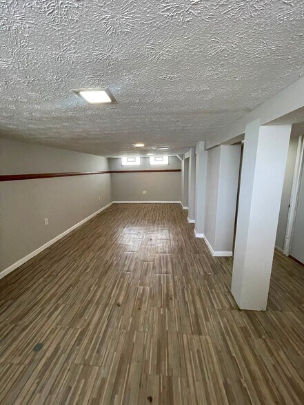 Building Photo - 2910 Brookdale Ave