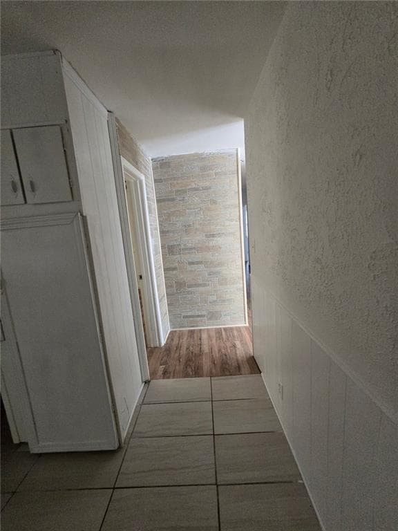 Building Photo - 2850 Middleburg Dr