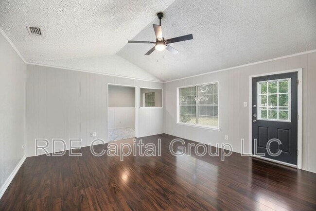 Building Photo - 8013 Emerald Hills Way