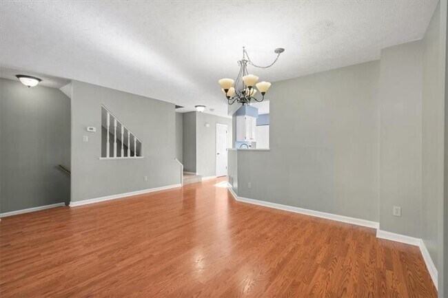 Building Photo - 102 Westbrooke Ln