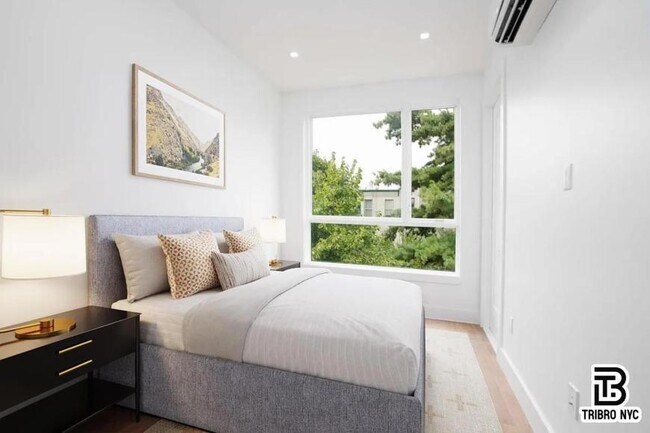 Building Photo - 2 bedroom in Brooklyn NY 11206