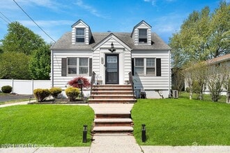 Building Photo - 585 Bamford Ave