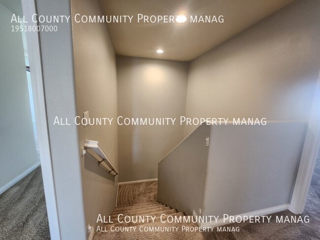 Building Photo - 25255 High Plains Ct
