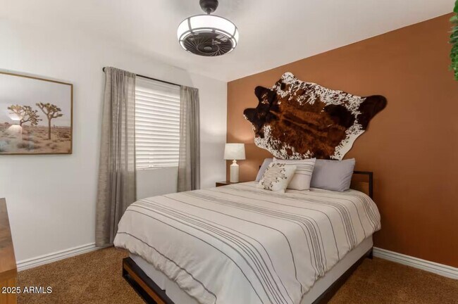 Building Photo - 15849 N 49th Pl