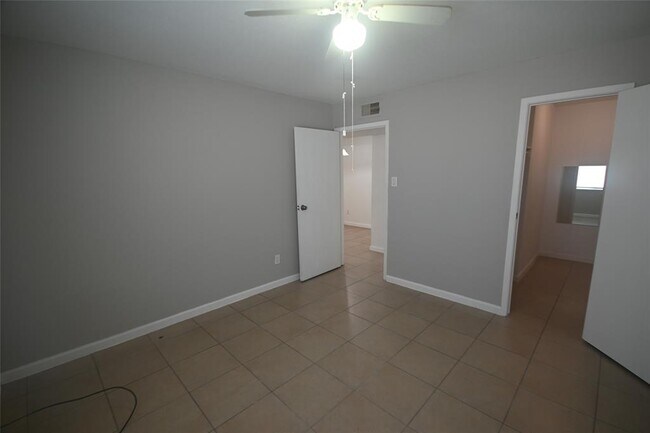 Building Photo - 12603 Ashford Meadow Dr