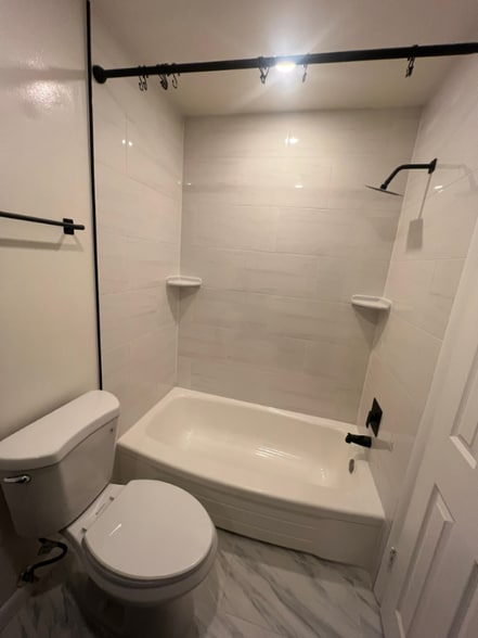 Building Photo - 522 E Indian Spring Dr