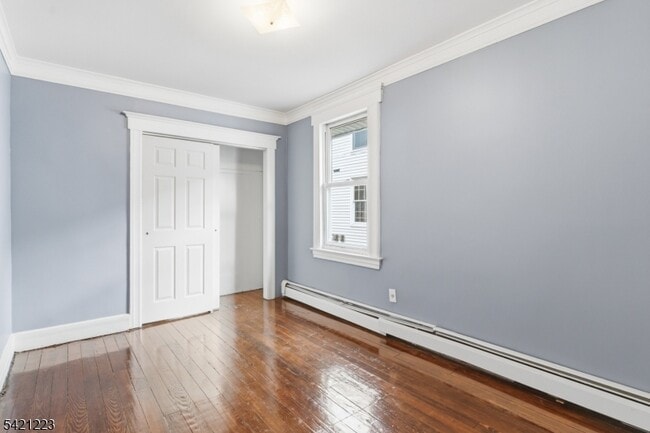 Building Photo - 70 Valley St