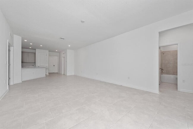 Building Photo - 1480 Peach Crk Dr