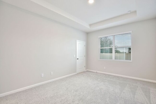 Building Photo - Gorgeous 4/3 Brand New Home with a Spaciou...