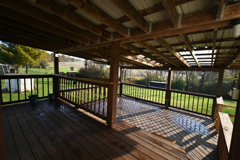 Building Photo - 615 Concord Rd