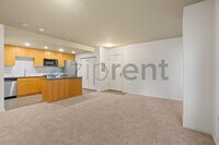 Building Photo - 81 Clay St