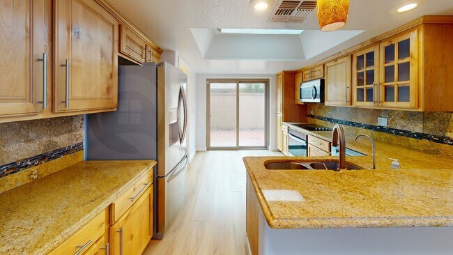 Building Photo - 3160 N Brittlebush Ln