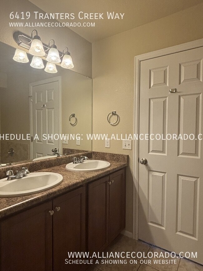 Building Photo - 6419 Tranters Creek Way