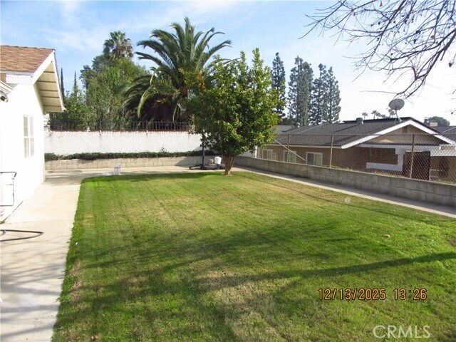 Building Photo - 4510 Via Bella Vista