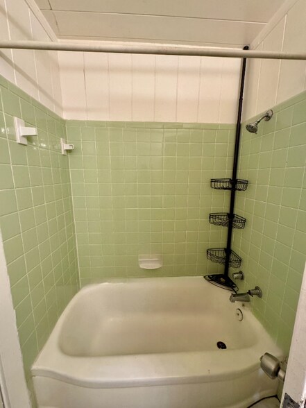 Building Photo - 7203 Porcher Dr