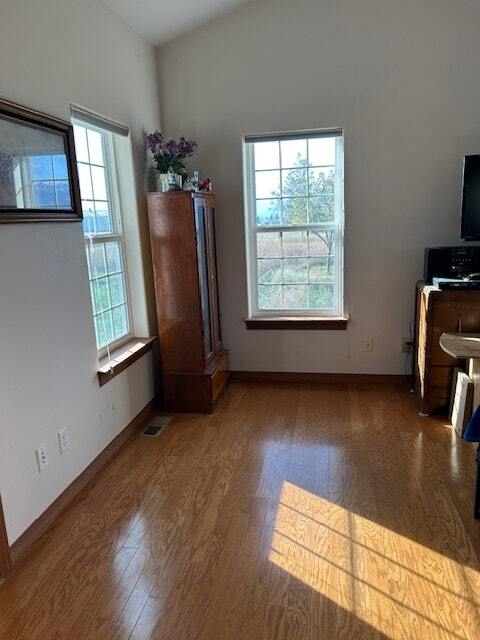 Building Photo - 2261 Poppy Ln