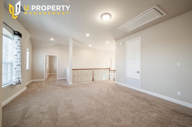 Building Photo - Rich woods in Frisco. Great location and S...