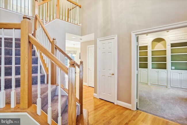 Building Photo - 8931 Falls Farm Dr