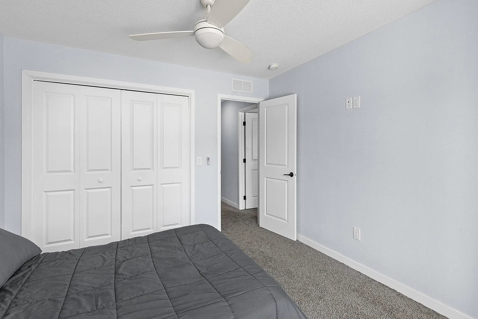 Building Photo - 481 10th St