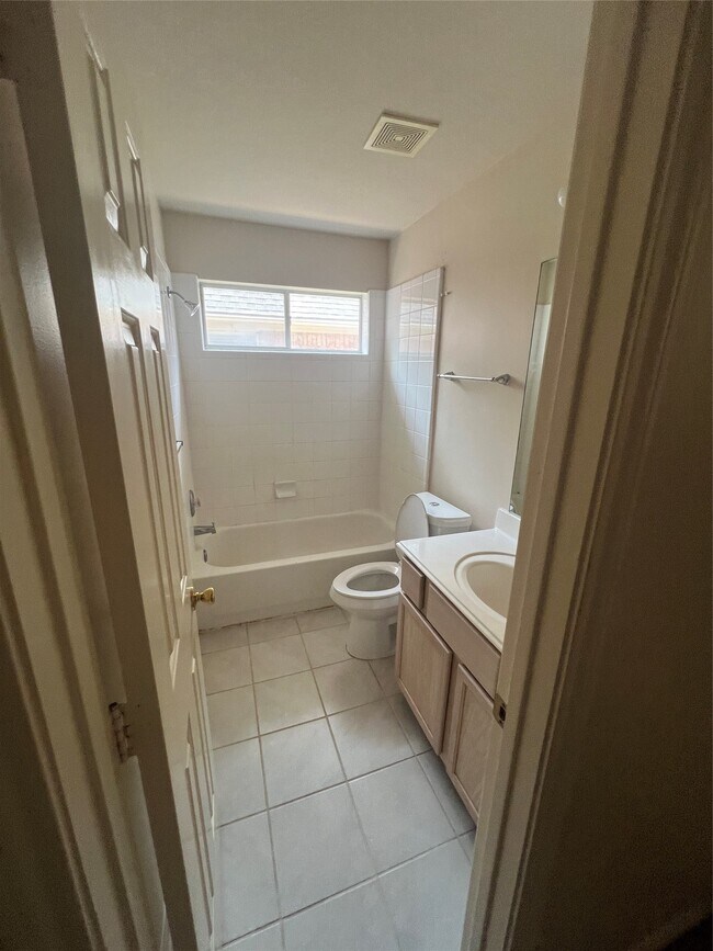 Building Photo - 18518 Dural Dr