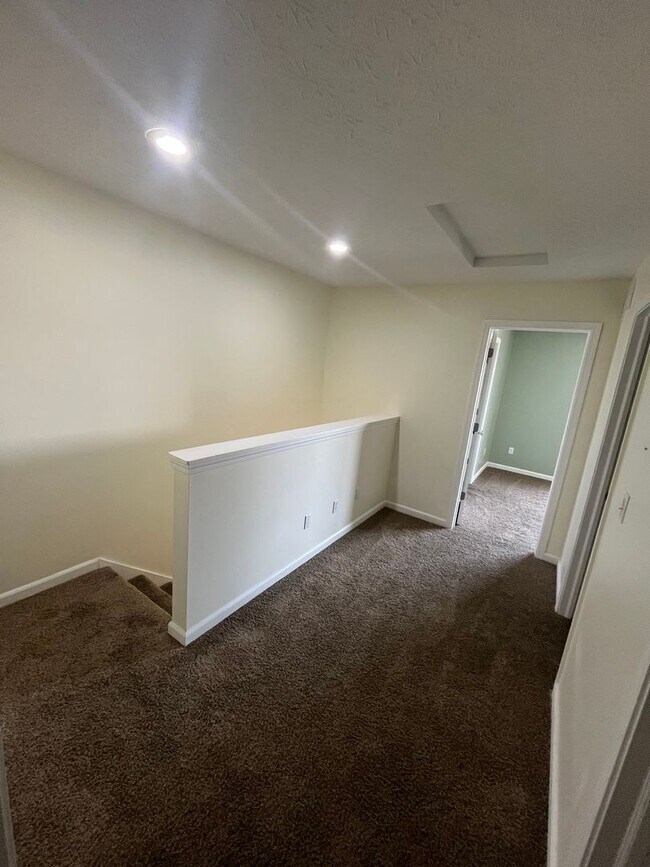 Building Photo - 3 bedroom, brand new!!