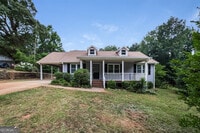 Building Photo - 8218 Lakeview Dr SW