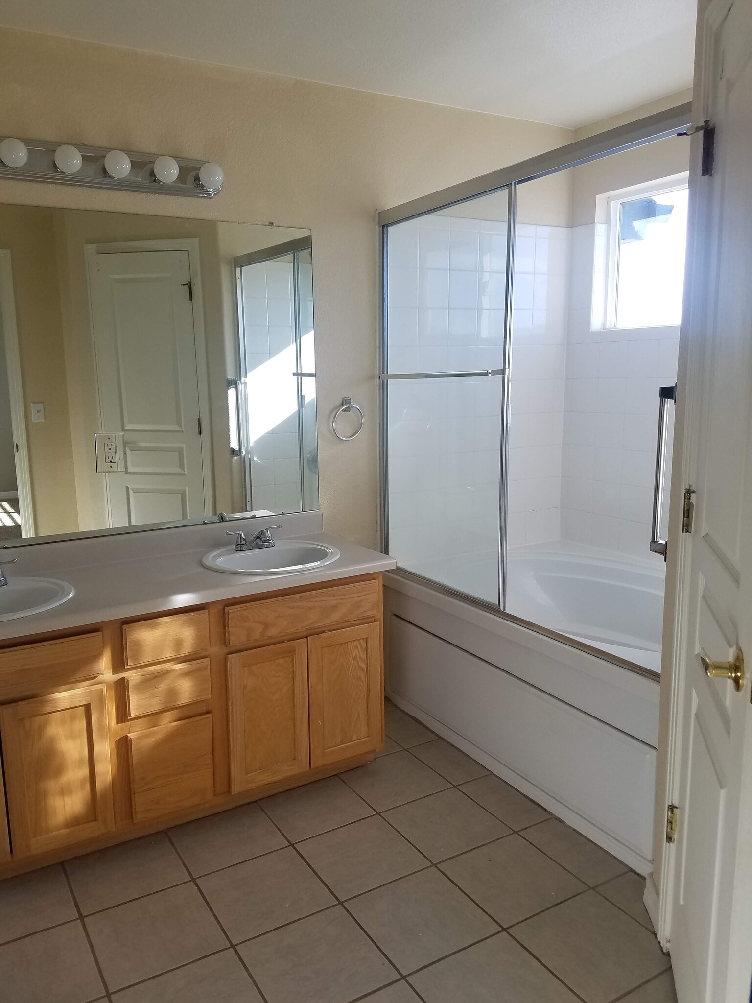 master bathroom - 695 S Depew St