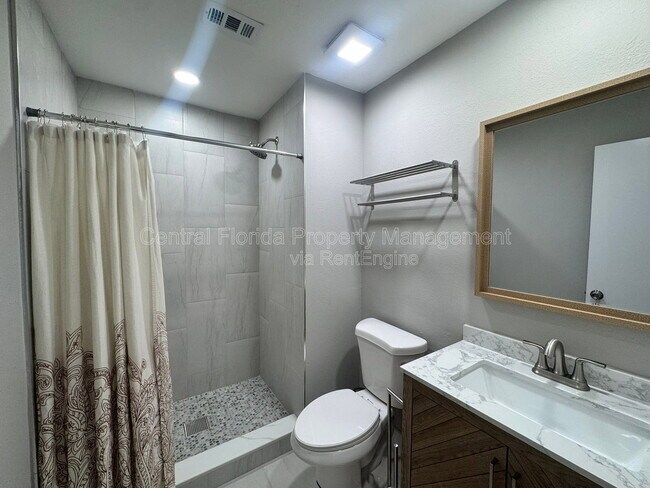 Building Photo - 13903 Timberland Dr