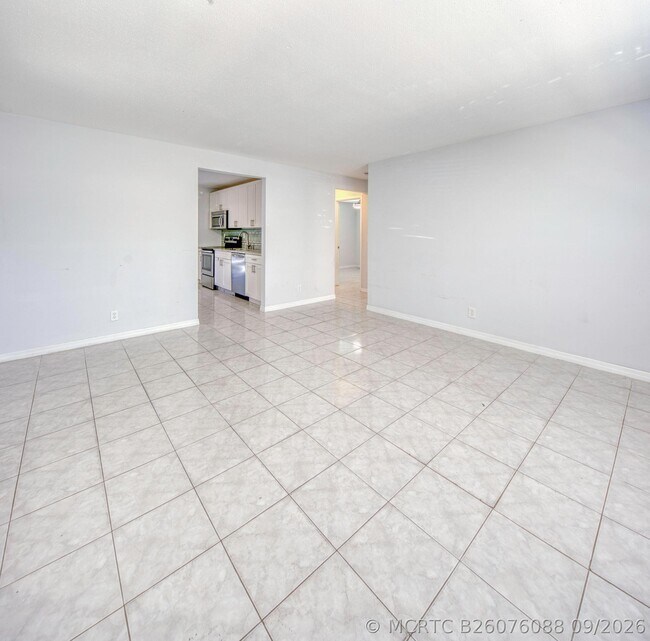 Building Photo - 216 Ocean Breeze