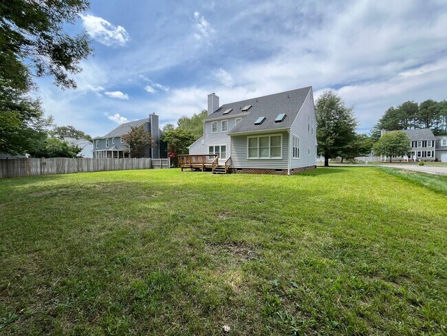 Building Photo - Two-Story Colonial in Henrico