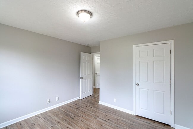 Building Photo - Newly updated 3 bedroom and 2 bath Cape Cod