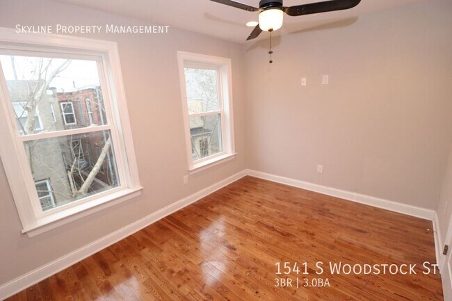 Building Photo - 1541 S Woodstock St