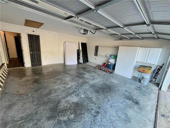 Building Photo - 138 W Fork Way