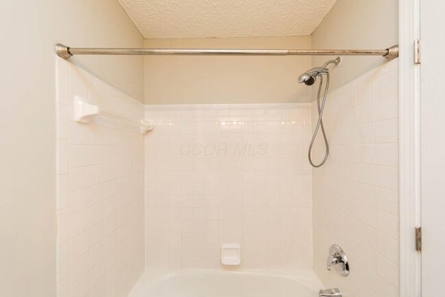 Building Photo - 5609 Blandon