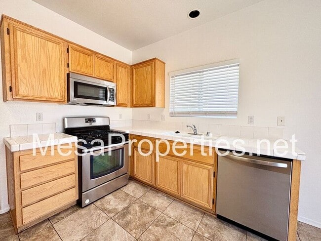 Building Photo - 15219 Hallmark Ln
