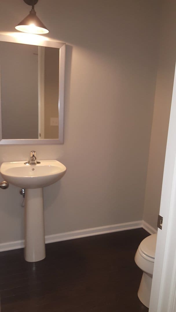 Building Photo - 1BR 1.5BA Townhouse- Aria Sandy Springs