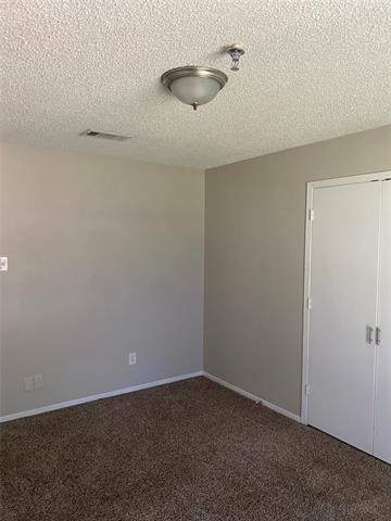 Building Photo - 1000 Hillcrest Dr