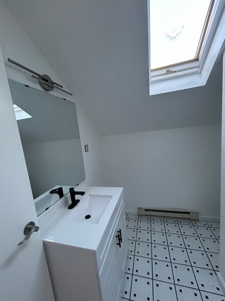 Building Photo - 1814 Olive St