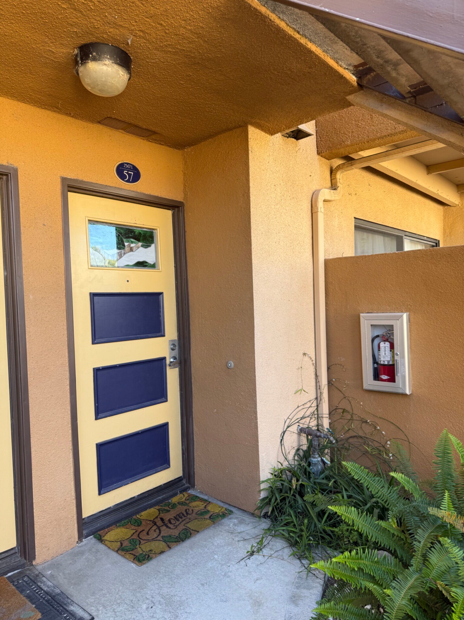 Building Photo - 25671 Le Parc