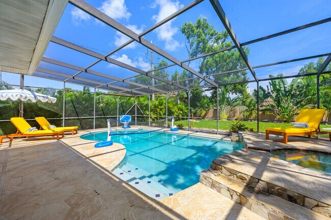 Building Photo - 1319 Saddle Ct