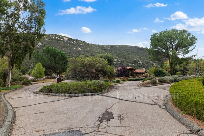 Building Photo - 4085 Via Palo Verde Lago