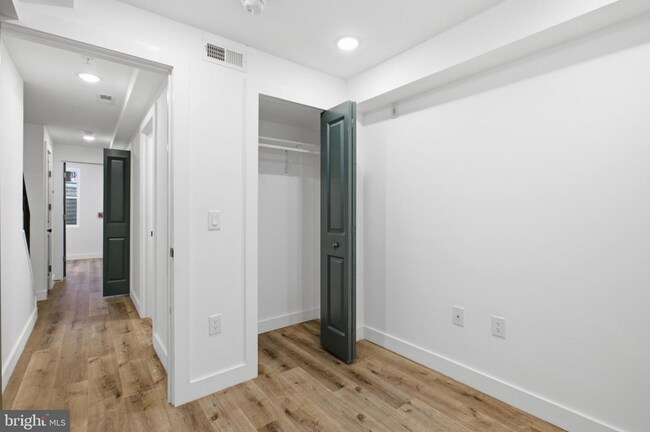 Building Photo - 4243 Mantua Ave