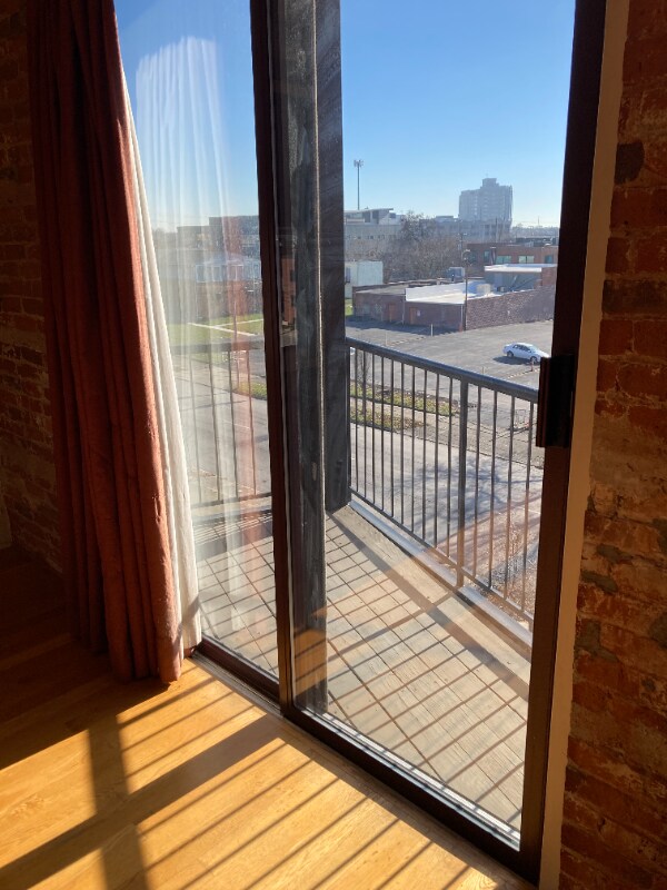 Building Photo - 432 E Rich St