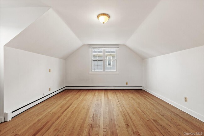 Building Photo - 29 Avondale Rd